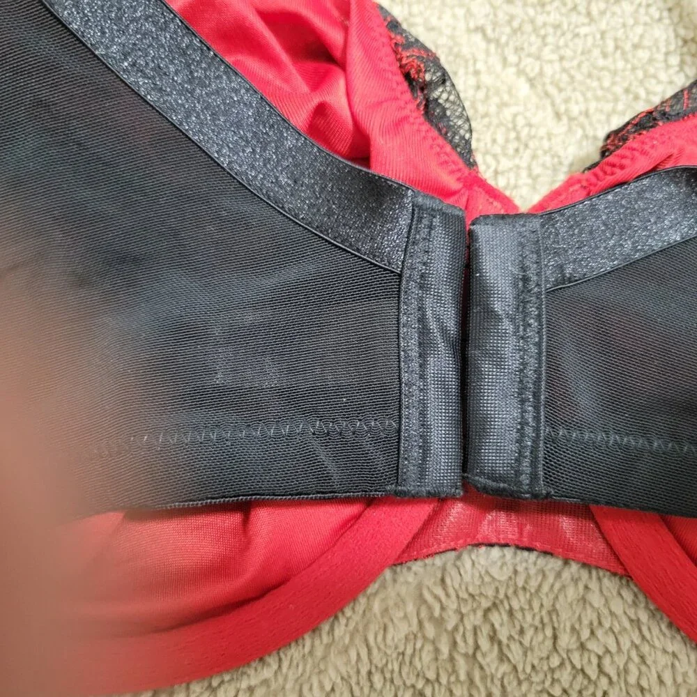 Cacique 44C Lace full coverage bra - Picture 3 of 3